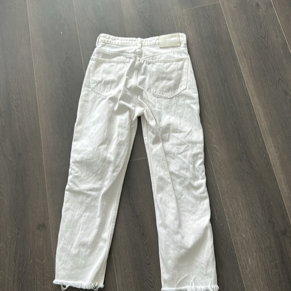 Zara Button Fly High Rise Raw Distressed Hem Straight Leg White Jeans Size 4 - Picture 10 of 13